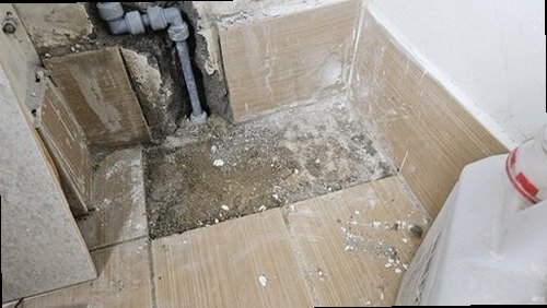 청주시 서원구 누수탐지 가스탐지기와 청음탐지기를 이용해 누수 위치를 확인하는 장면