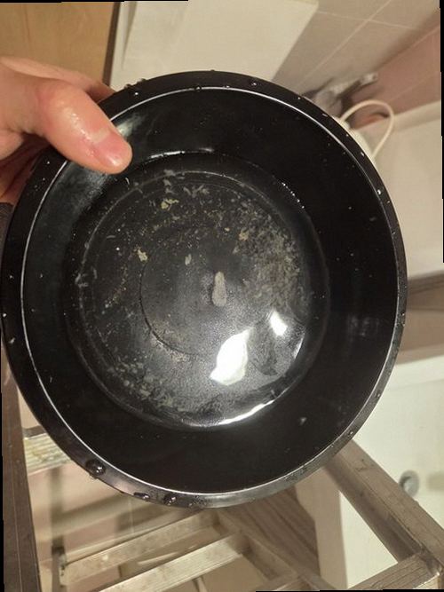 병점구 누수탐지 천장 누수 얼룩과 보일러 배관을 확인하는 현장
