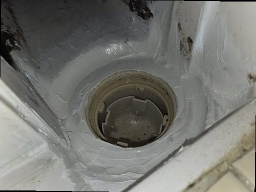시흥 누수탐지 수도계량기 별침과 잠금 밸브를 확인하는 현장