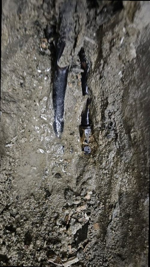 시흥 누수탐지 배관 보수와 건조 후 정리된 벽면의 점검 결과
