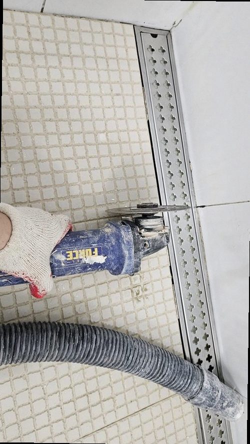 동작구 누수탐지 욕실 바닥 방수층과 배수구 구조 설명 이미지