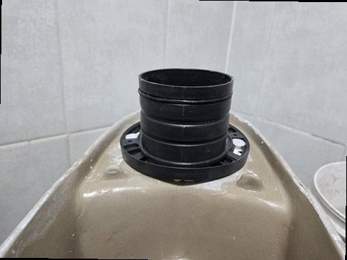 일산동구 누수탐지 욕실 천장 누수 흔적과 배관 점검 현장