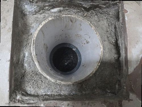 양주 누수탐지 수도계량기 별침과 압력 게이지를 확인하는 점검 장면