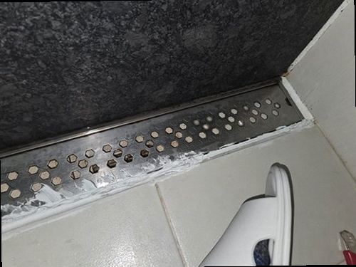 서대문구 누수탐지 천장 얼룩과 벽체 백화 흔적을 확인하는 누수 현장