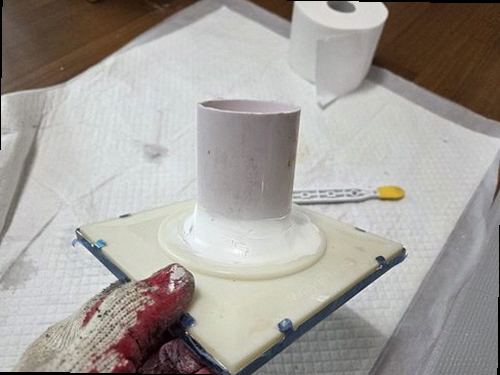 송파구 누수탐지 천장 얼룩과 벽지 들뜸이 나타난 누수 피해 현장