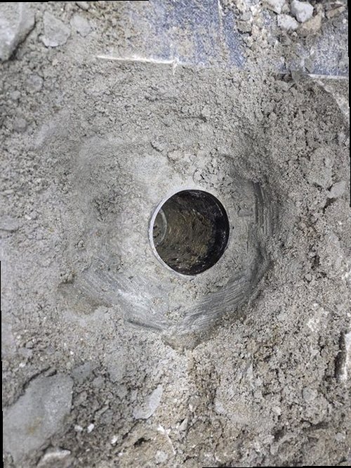 미추홀구 누수탐지 천장 누수 흔적과 배관 점검 위치 비교 이미지