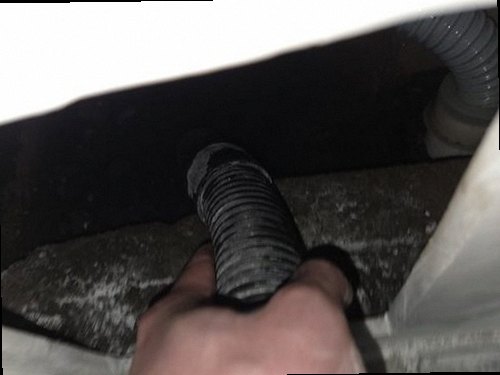 처인구 누수탐지 싱크대 하부 배관과 누수 흔적을 확인하는 현장