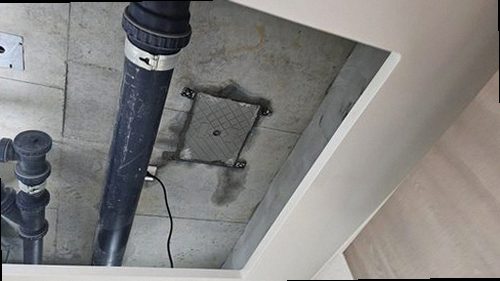 부산 북구 누수탐지 천장 누수 흔적과 수분 상태를 확인하는 현장 점검