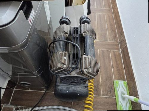 덕양구 누수탐지 천장 누수 흔적과 현장 보양 작업 모습