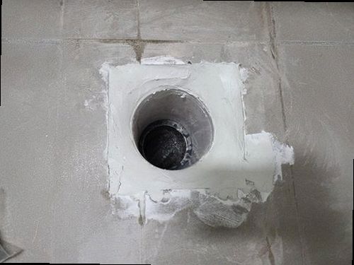 소사구 누수탐지 누수 위치를 확인하기 위해 압력 검사를 진행하는 장비