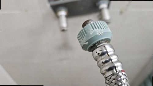 남양주 누수탐지 천장 얼룩과 벽면 수분 흔적을 확인하는 현장