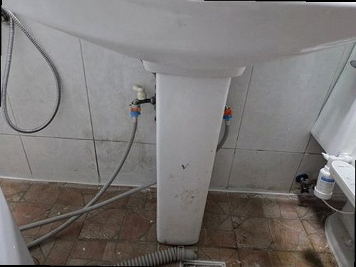 천안시 동남구 누수탐지 공압 게이지와 청음 장비를 이용한 배관 점검