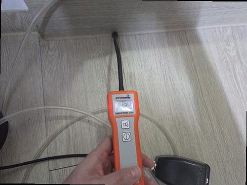 사하구 누수탐지 벽지 얼룩과 배관 누수 여부를 확인하는 현장 점검